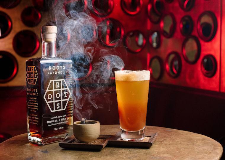Rakomelo: A Cretan Winter Delight